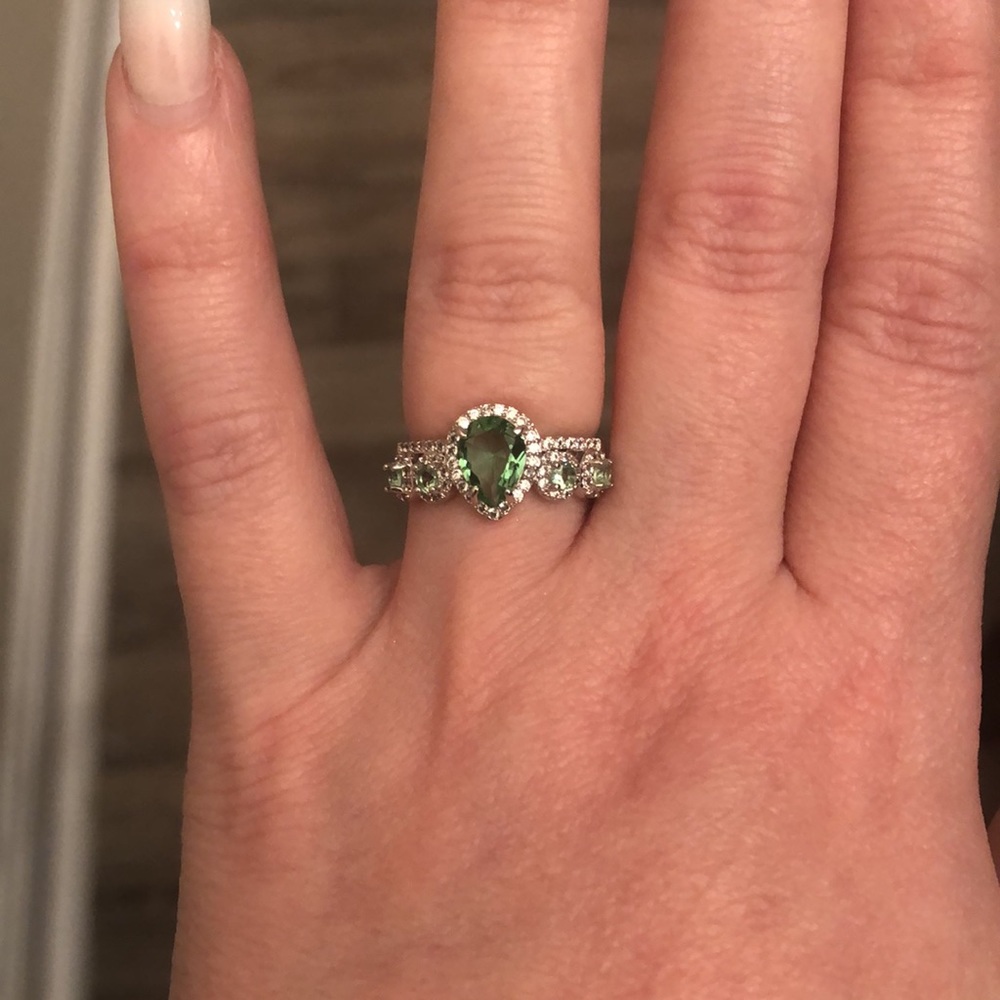 Ring Bomb Party Ring / Size 6